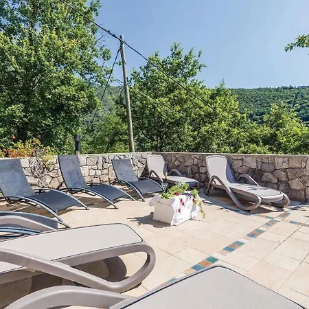 Apartment 1 Bedroom Awesome In Moscenicka Draga